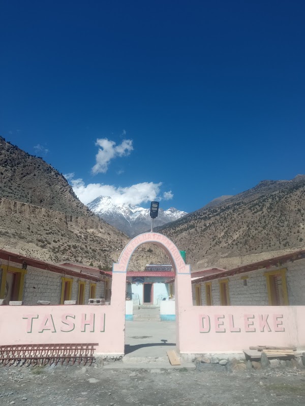 Tashi Deleke Ressort