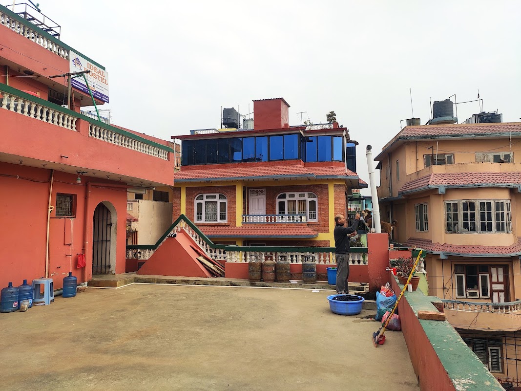 Ideal Hostel